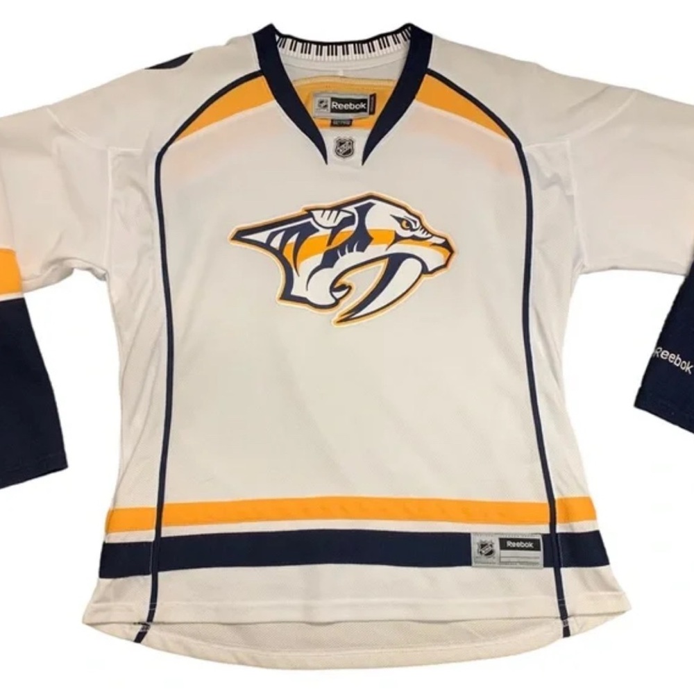 Preds NHL Hockey Jersey - women’s